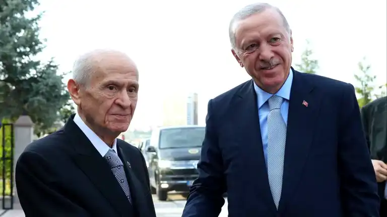Erdoğan, Bahçeli'yi Ziyaret Etti